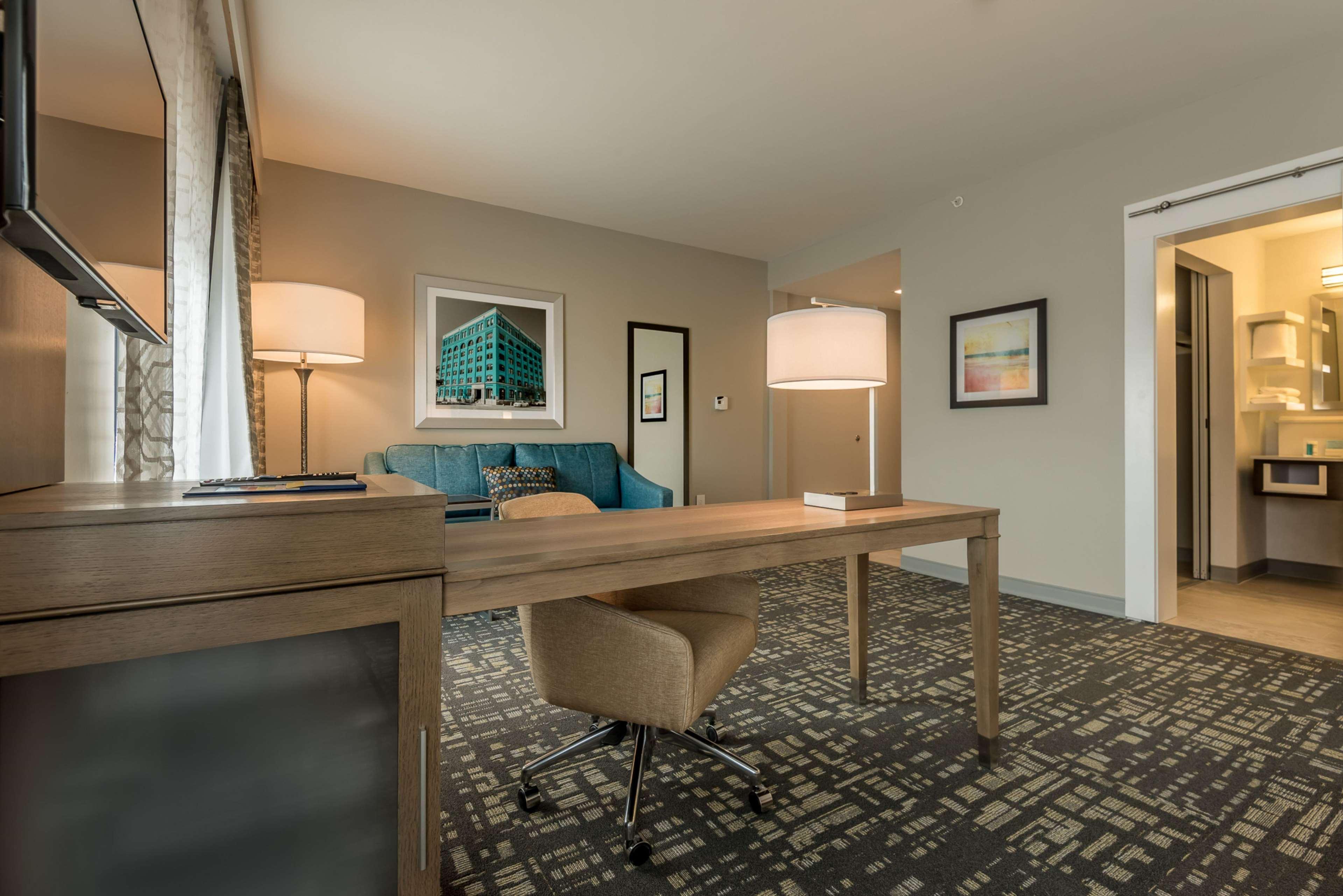 Hampton Inn & Suites Dallas-The Colony Exterior photo