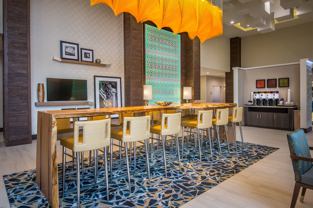 Hampton Inn & Suites Dallas-The Colony Exterior photo
